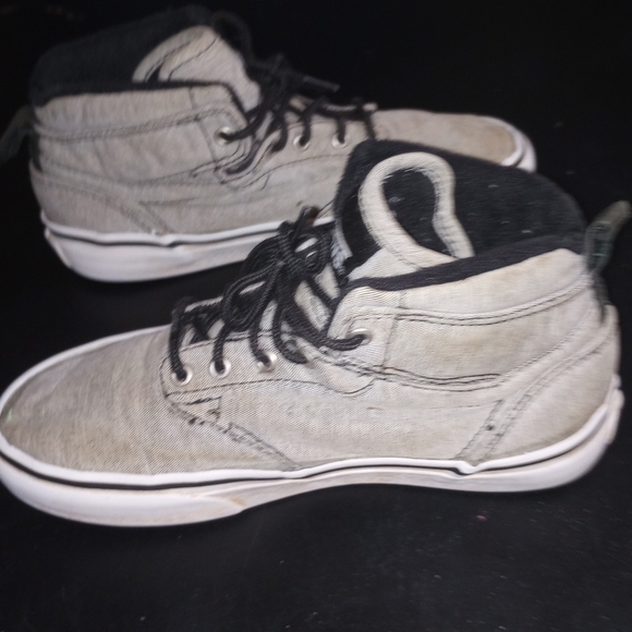 Vans 721356 Kids Hi-Top Basketball Shoes Gray Size 1.5Y - Picture 3 of 8